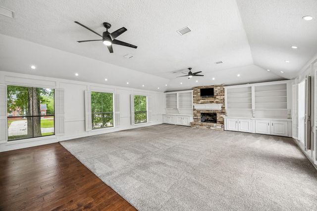 1922 Grand Valley Drive, Houston, TX 77090