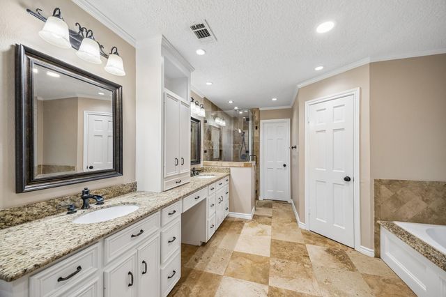 1922 Grand Valley Drive, Houston, TX 77090