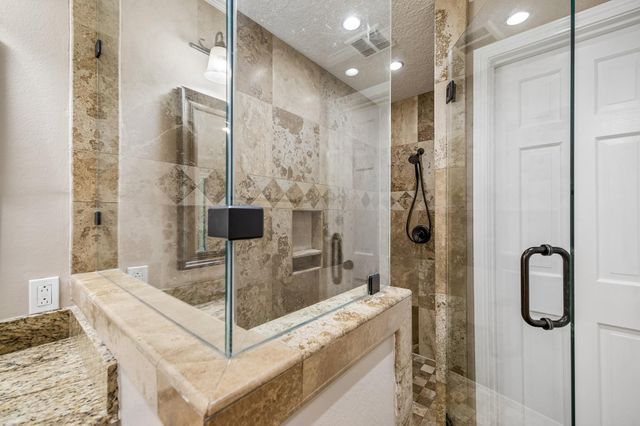 1922 Grand Valley Drive, Houston, TX 77090