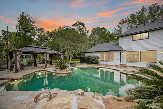 1922 Grand Valley Drive, Houston, TX 77090