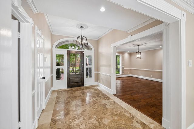 1922 Grand Valley Drive, Houston, TX 77090
