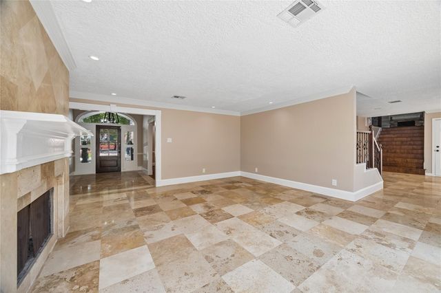 1922 Grand Valley Drive, Houston, TX 77090