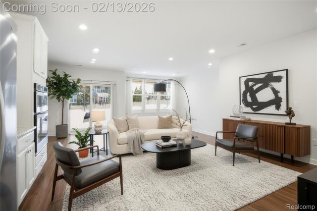 43629 Prospect 102, Novi, MI 48375