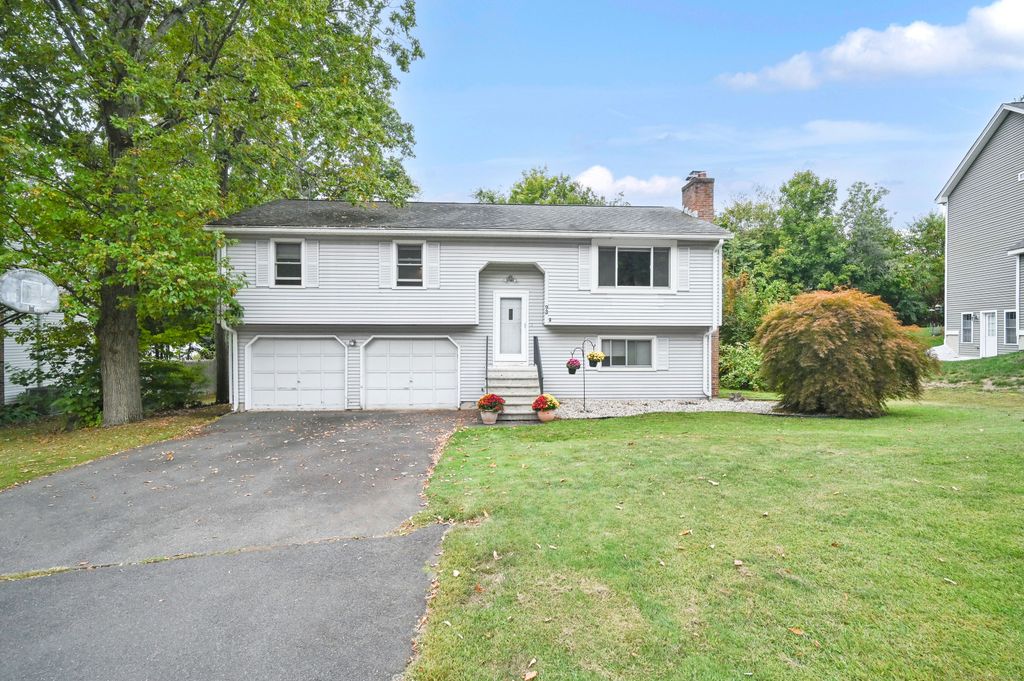 93 Bishop Avenue, Southington, CT 06489