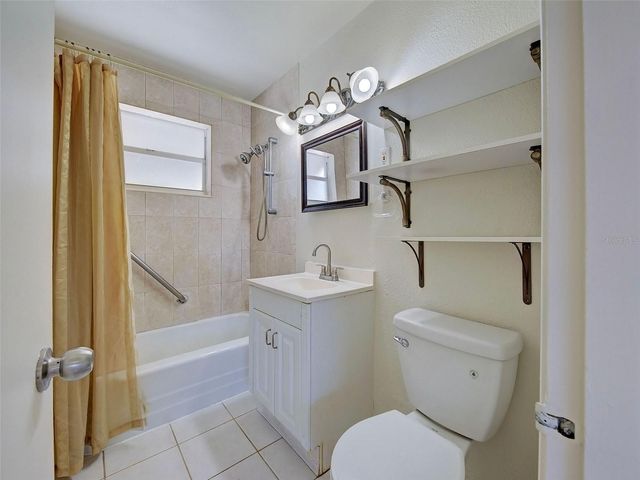 8215 AGRESS AVENUE, North Port, FL 34287