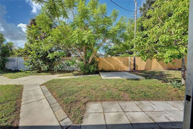 8215 AGRESS AVENUE, North Port, FL 34287