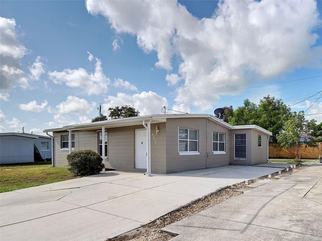 8215 AGRESS AVENUE, North Port, FL 34287