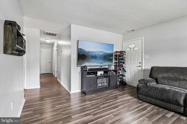 345 LAUREL DR, Lusby, MD 20657