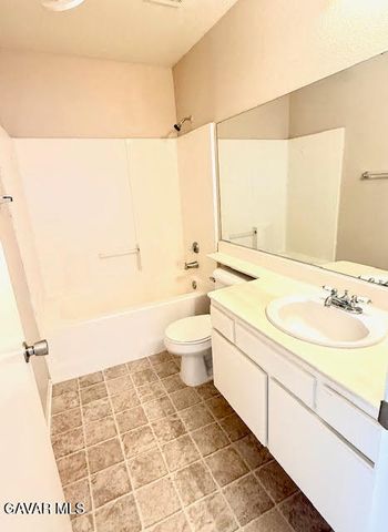 3236 Mesa Court, Rosamond, CA 93560