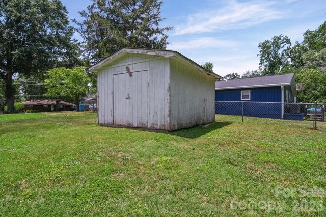 525 Julia Avenue, Belmont, NC 28012