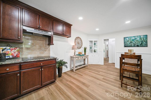 525 Julia Avenue, Belmont, NC 28012