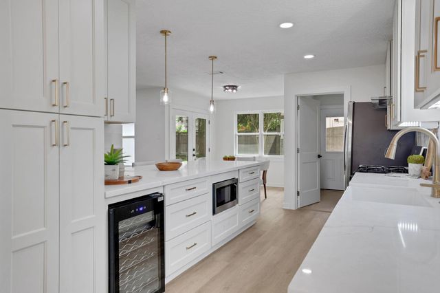 3019 Stetson Lane, Houston, TX 77043