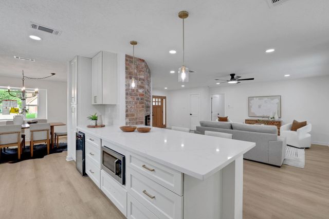 3019 Stetson Lane, Houston, TX 77043