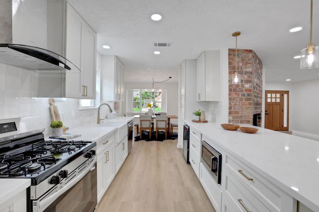 3019 Stetson Lane, Houston, TX 77043