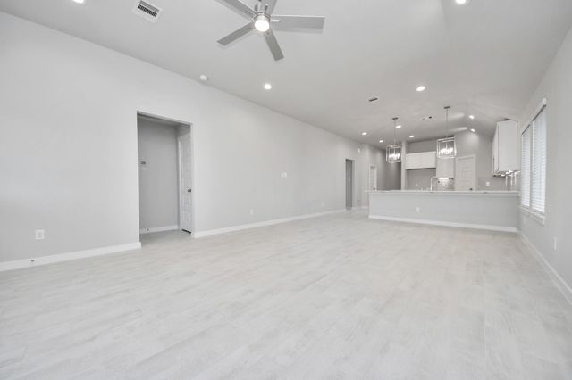 2918 Bury Park Drive, Spring, TX 77373