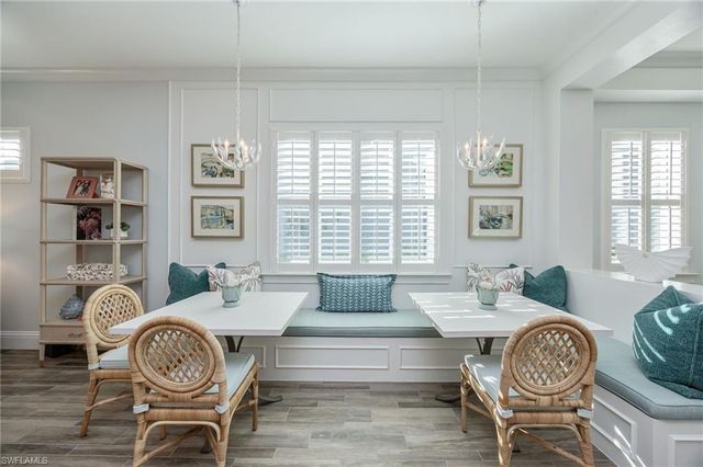 5672 Highbourne DR, Naples, FL 34113