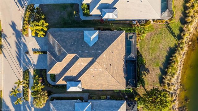 5672 Highbourne DR, Naples, FL 34113