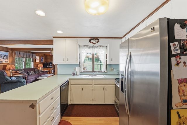63 Laurence Drive, West Springfield, MA 01089