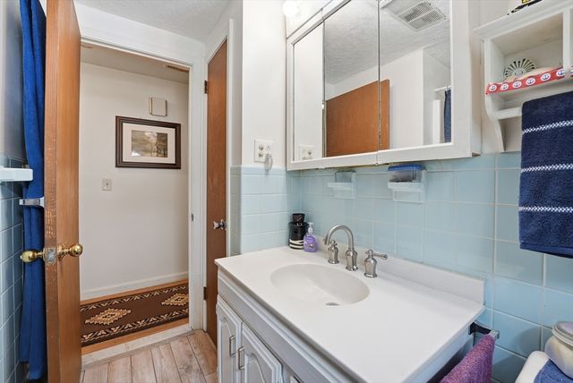 63 Laurence Drive, West Springfield, MA 01089