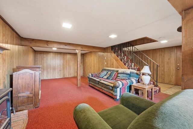 63 Laurence Drive, West Springfield, MA 01089
