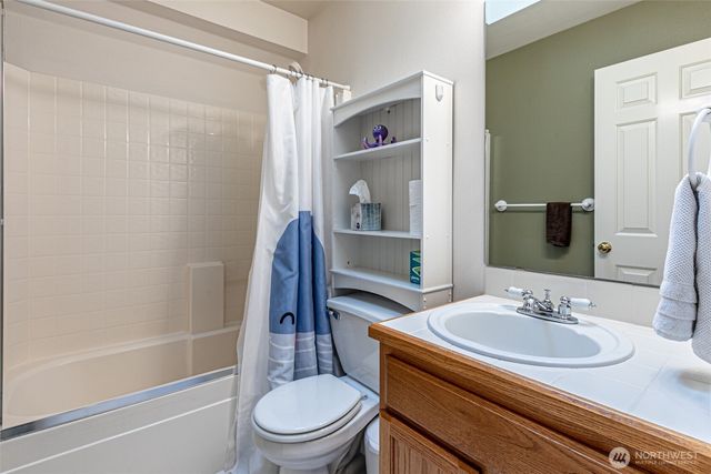 1985 Palisade Boulevard E, Dupont, WA 98327