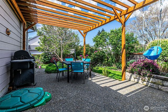 1985 Palisade Boulevard E, Dupont, WA 98327