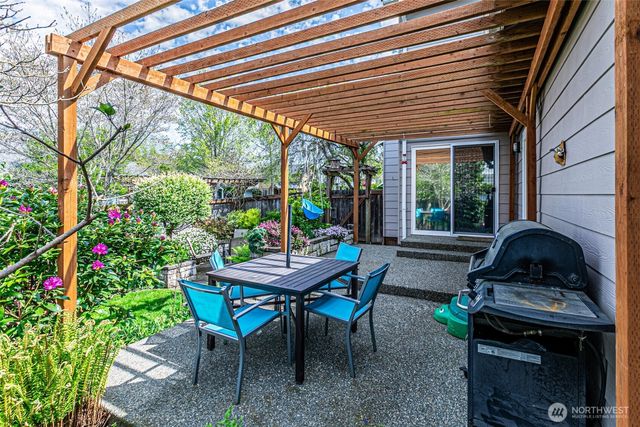 1985 Palisade Boulevard E, Dupont, WA 98327