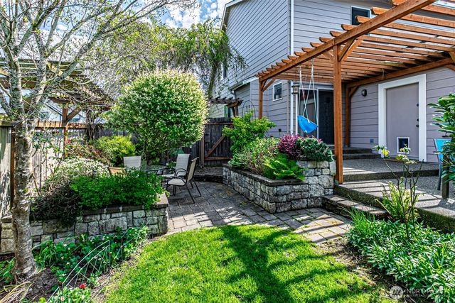 1985 Palisade Boulevard E, Dupont, WA 98327