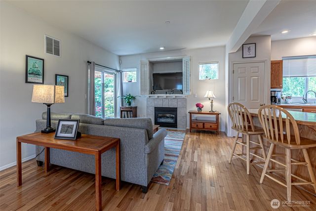 1985 Palisade Boulevard E, Dupont, WA 98327
