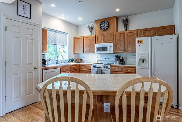 1985 Palisade Boulevard E, Dupont, WA 98327
