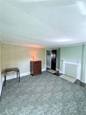 9 Kennedy St, Republic, PA 15475