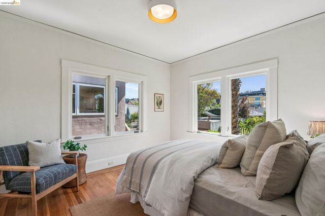 5108 Coronado Ave, Oakland, CA 94618