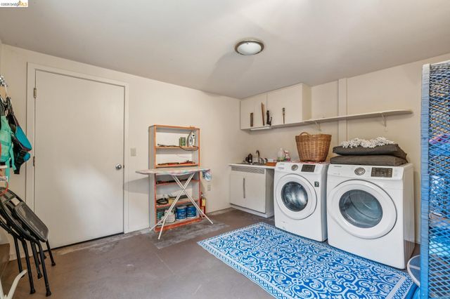 5108 Coronado Ave, Oakland, CA 94618