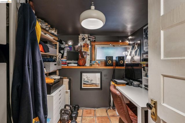 5108 Coronado Ave, Oakland, CA 94618