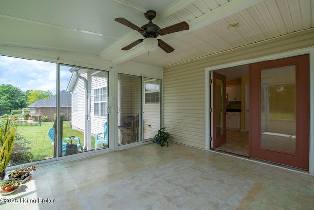 419 Deer Lake Rd, Elizabethtown, KY 42701