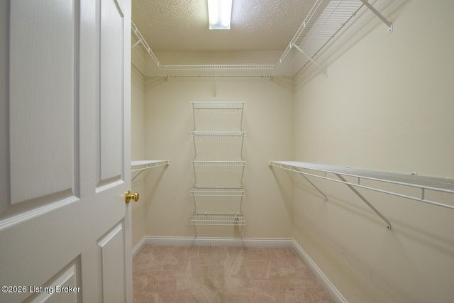 419 Deer Lake Rd, Elizabethtown, KY 42701