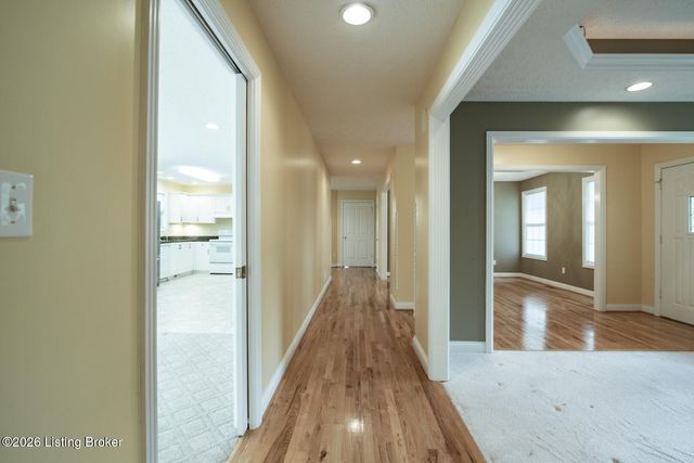 419 Deer Lake Rd, Elizabethtown, KY 42701