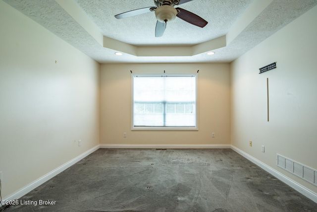 419 Deer Lake Rd, Elizabethtown, KY 42701