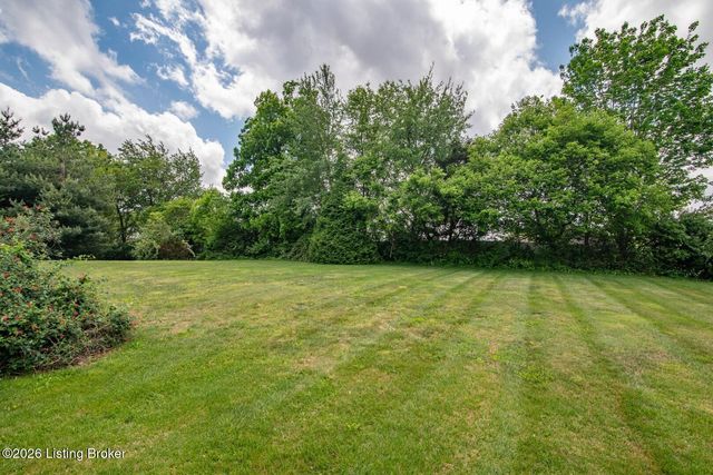419 Deer Lake Rd, Elizabethtown, KY 42701