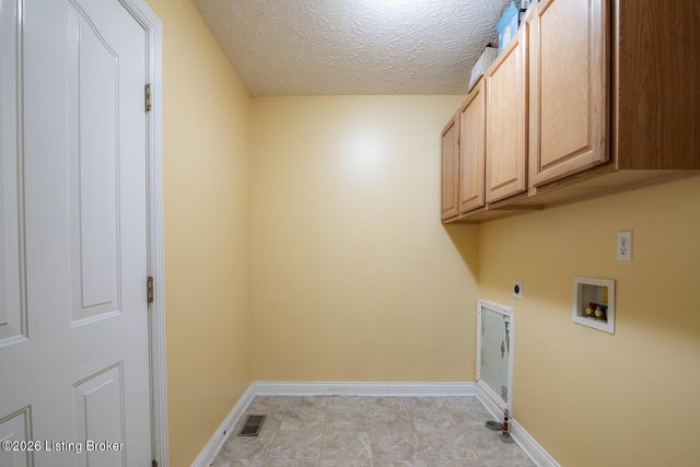 419 Deer Lake Rd, Elizabethtown, KY 42701