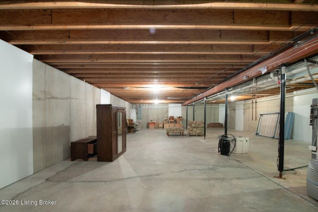 419 Deer Lake Rd, Elizabethtown, KY 42701