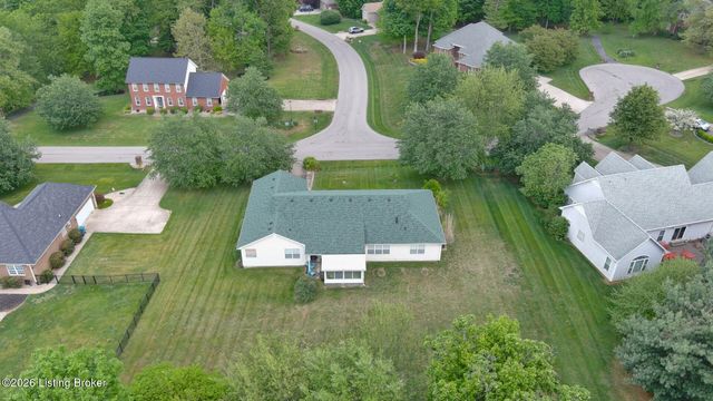 419 Deer Lake Rd, Elizabethtown, KY 42701