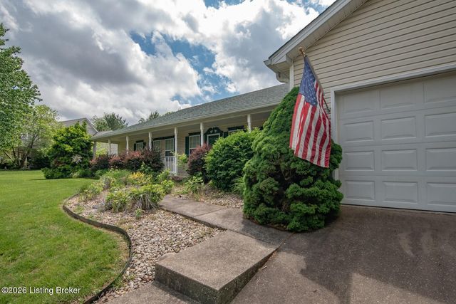 419 Deer Lake Rd, Elizabethtown, KY 42701