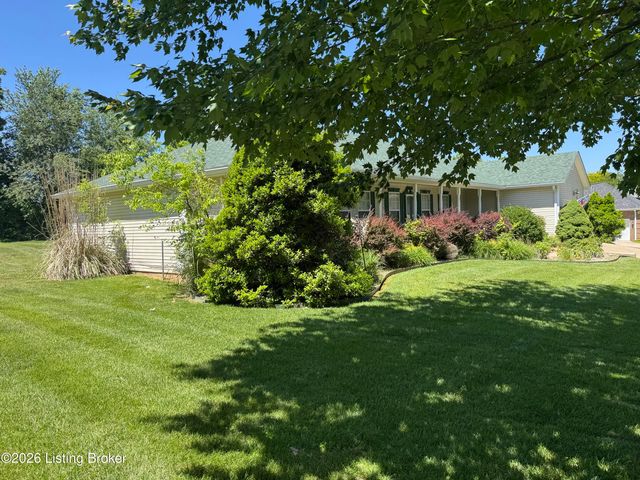 419 Deer Lake Rd, Elizabethtown, KY 42701