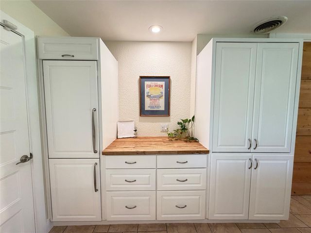 1300 Brushy Bend DR, Round Rock, TX 78681