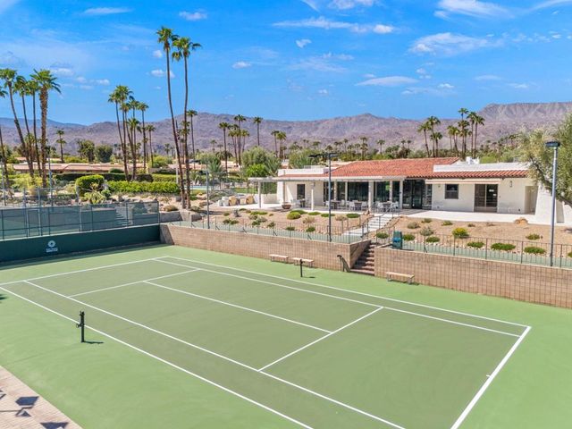 48435 Alamo Drive, Palm Desert, CA 92260
