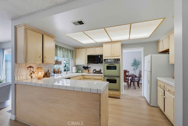 11389 Providencia, Cypress, CA 90630