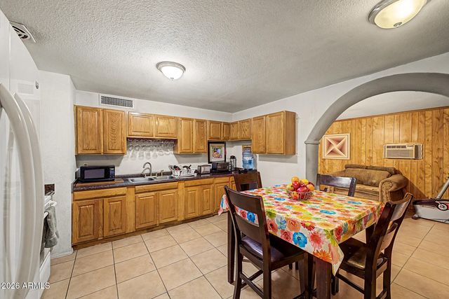 5234 S 44TH Place, Phoenix, AZ 85040