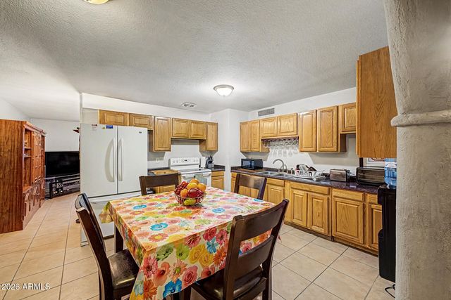 5234 S 44TH Place, Phoenix, AZ 85040