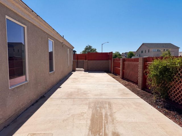 2834 Baco Noir Drive SW, Albuquerque, NM 87121